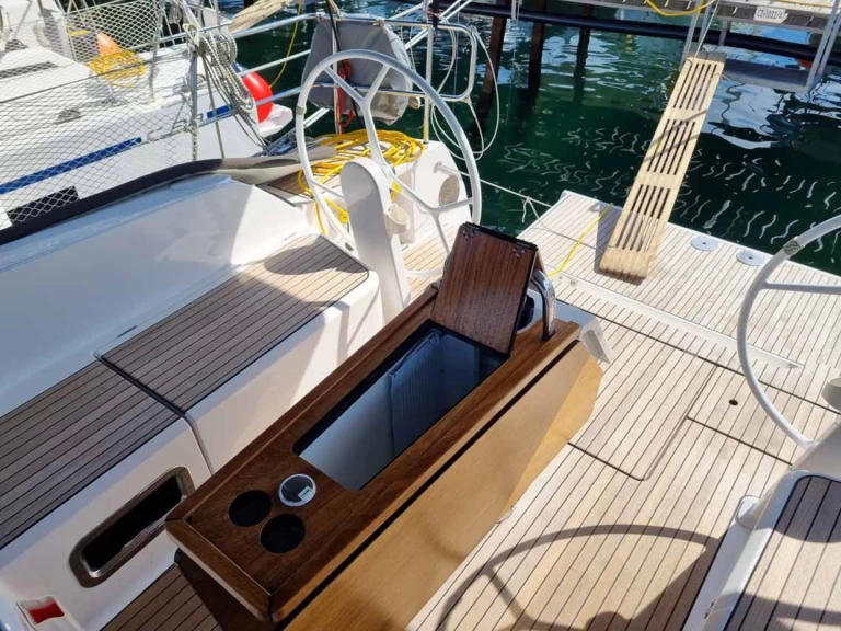 Bavaria Cruiser 46 de alquiler a Punat