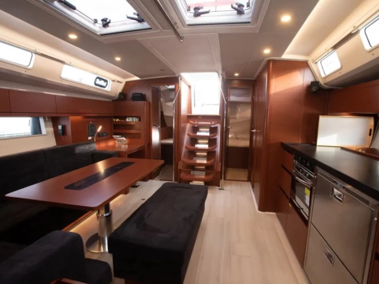 Velero para alquilar Lefkáda al mejor precio