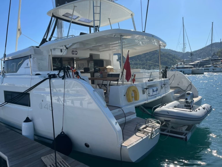 Alquiler de Catamarán, con o sin patrón Lagoon Göcek