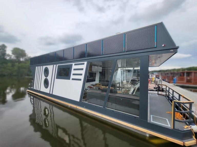 Werft Marina Buchholz 1st Class Buchholz de alquiler a Buchholz