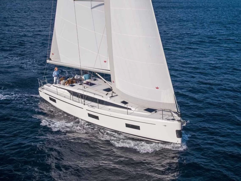 Alquiler de Velero, con o sin patrón Bavaria Šibenik