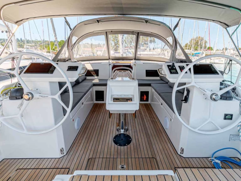 Alquiler de barcos Lefkáda barato de Bavaria C45