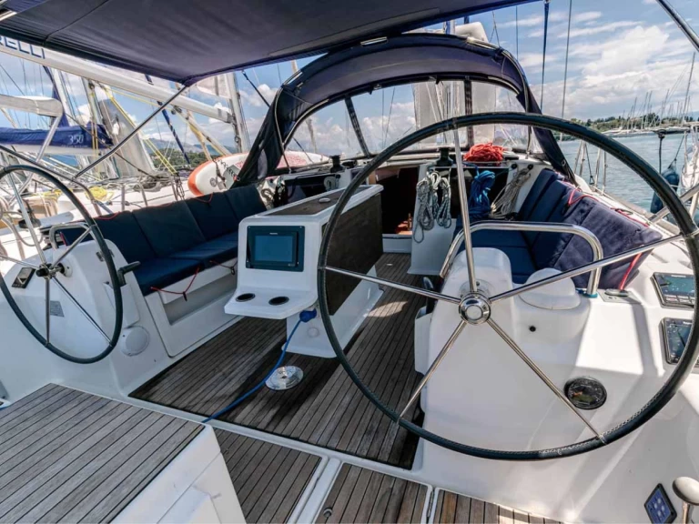 Alquiler Gouviá - Dufour Dufour 412 en SamBoat