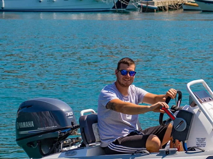 Highfield Deluxe 360 de alquiler a Rab