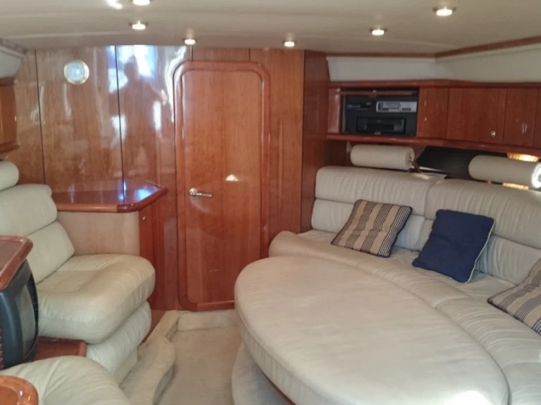 Alquiler de embarcaciones Sunseeker Superhawk 48 enHyères en Samboat