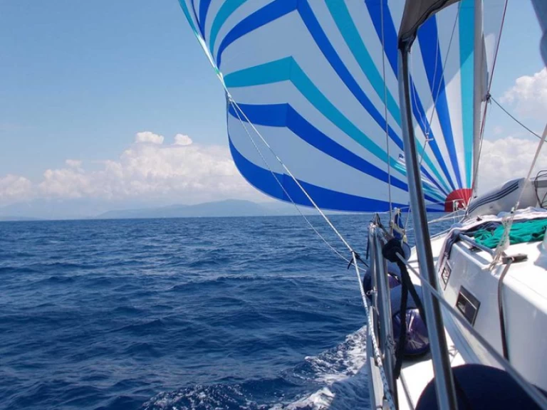 Alquiler de barcos Gouviá barato de Cruiser 45