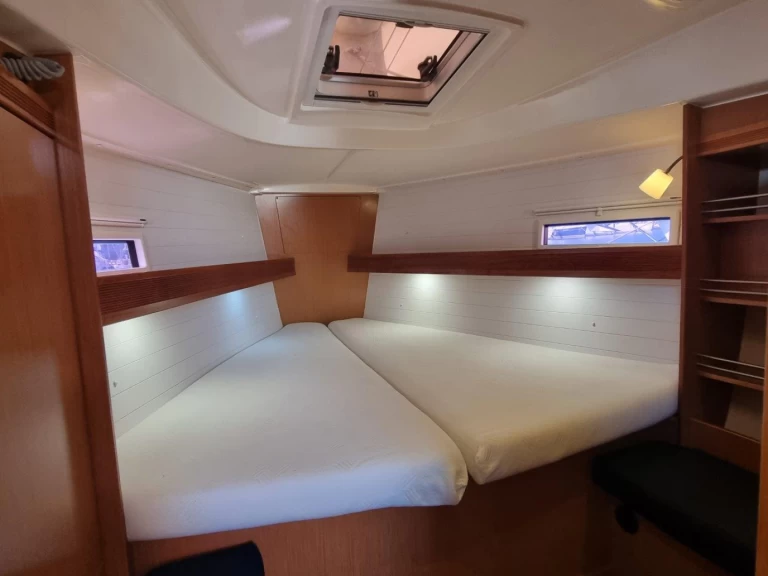 Alquiler Izola - Bavaria Cruiser 36 en SamBoat