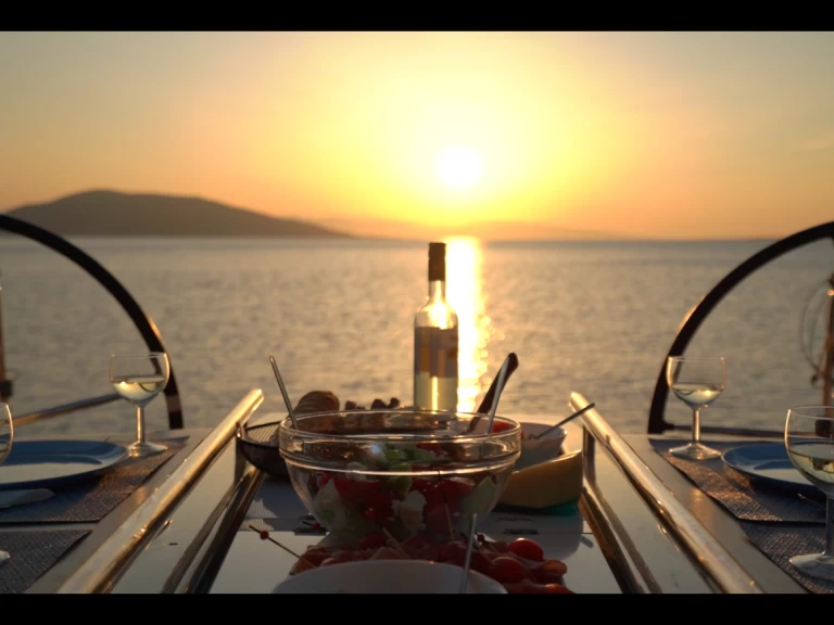 Alquiler de Velero, con o sin patrón Bénéteau Cos