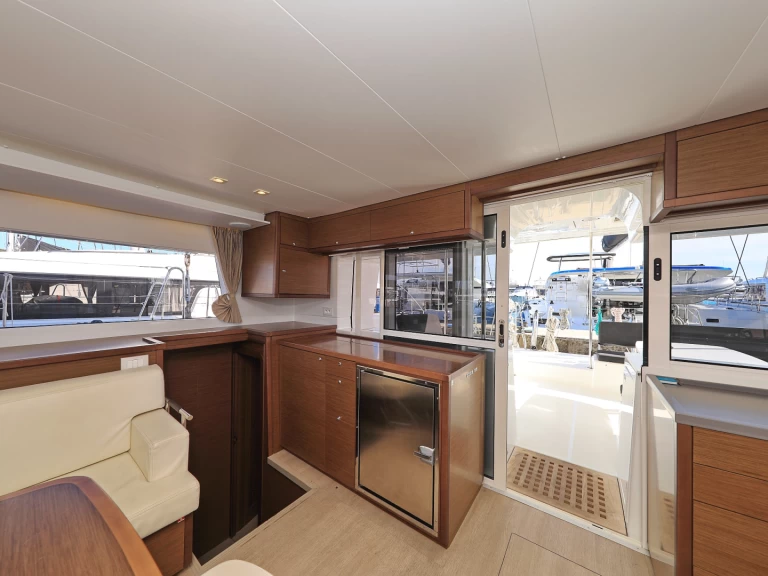 Alquiler de Lagoon Lagoon 450 F en Sukošan