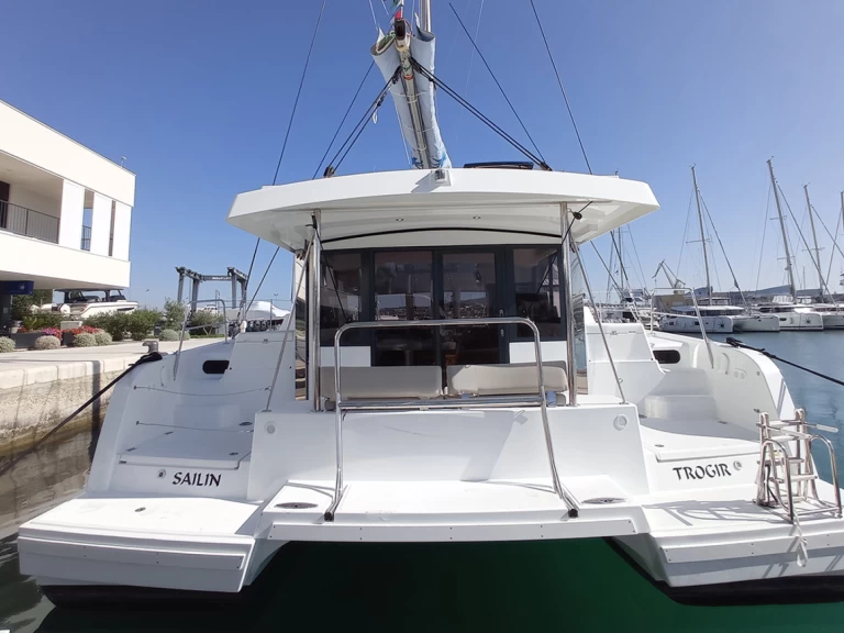 Alquiler de Bali Bali Catspace Voile en Seget Donji