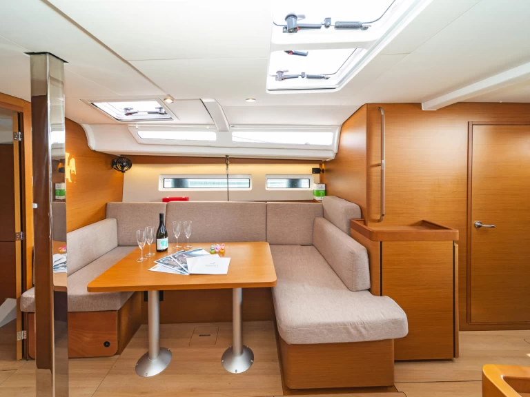 Alquiler de barcos Skiathos barato de Sun Odyssey 440