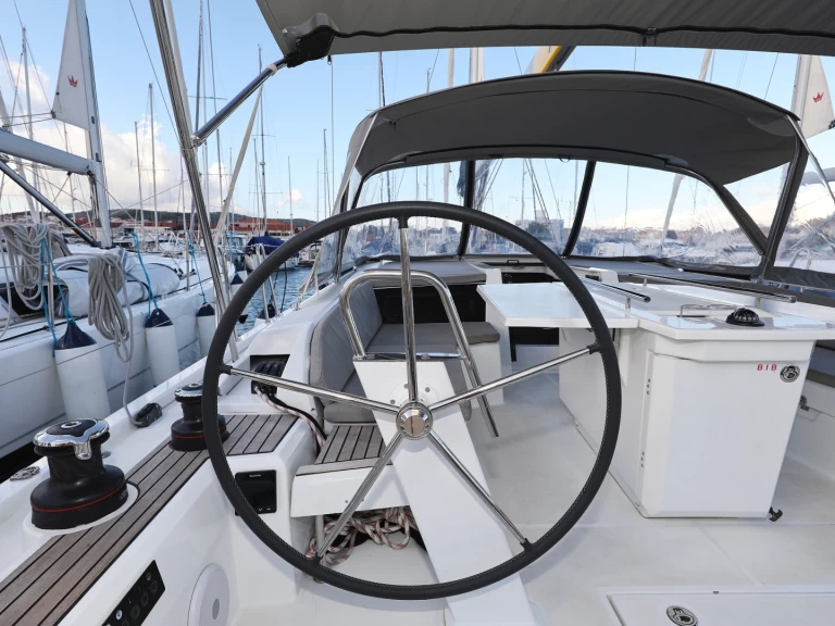 Alquiler Velero Bénéteau con o sin  título de navegación