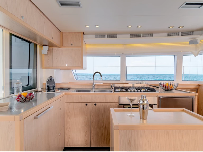 Alquiler de Catamarán, con o sin patrón Lagoon Anse Marcel