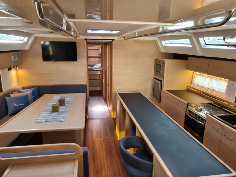 D&D Yacht D&D Kufner 50 I. de alquiler a Trogir