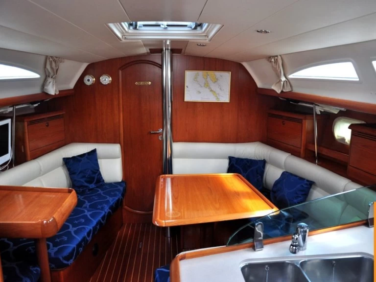 Alquiler Velero Jeanneau con o sin  título de navegación