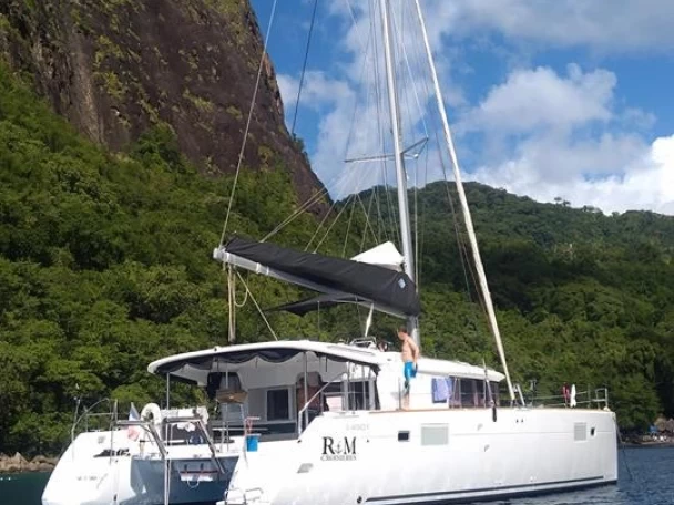 Alquiler de embarcaciones Lagoon Lagoon 450 enSaint Vincent (Island) en Samboat