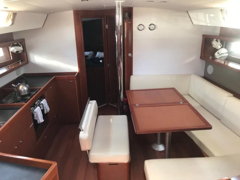 Alquiler de embarcaciones Bénéteau Oceanis 45 enPalma de Mallorca en Samboat