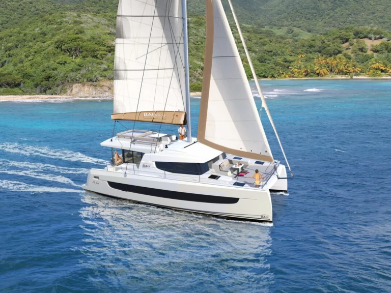 Alquiler Catamarán Bali con o sin  título de navegación