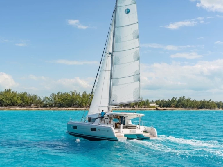 Alquiler de Catamarán, con o sin patrón Lagoon Anse Marcel