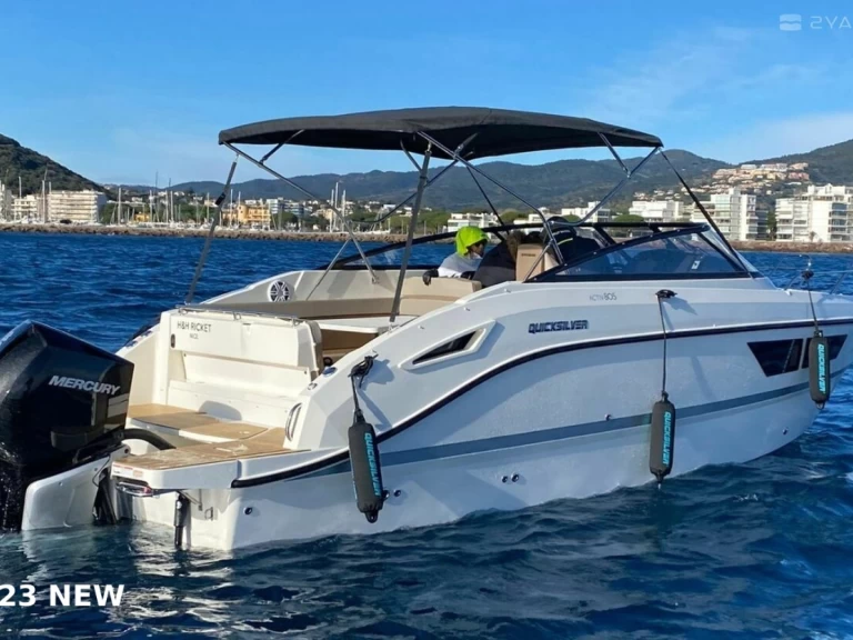 Alquiler de Quicksilver Quicksilver Activ 805 Cruiser en Tribunj