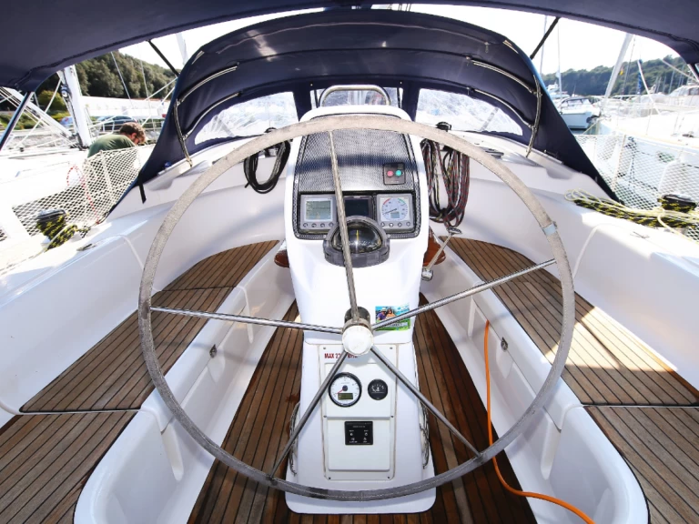 Bavaria Bavaria 39 Cruiser de alquiler a Pula