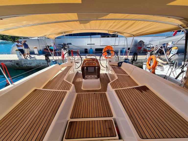 Alquiler de barcos Rogoznica barato de Jeanneau 53