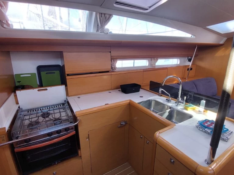 Alquiler de embarcaciones Jeanneau Jeanneau 53 enSan Miguel De Abona en Samboat