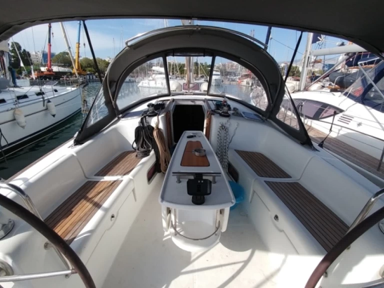 Alquiler Eleusis - Bénéteau Oceanis 43 en SamBoat