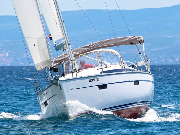 Alquiler de Bavaria Cruiser 37 en Split