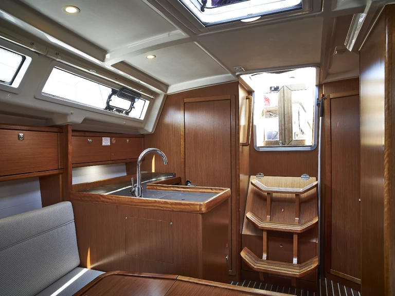 Alquiler Velero Bavaria con o sin  título de navegación