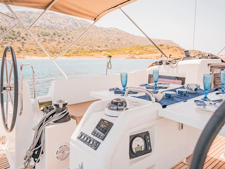 Velero para alquilar Álimos al mejor precio