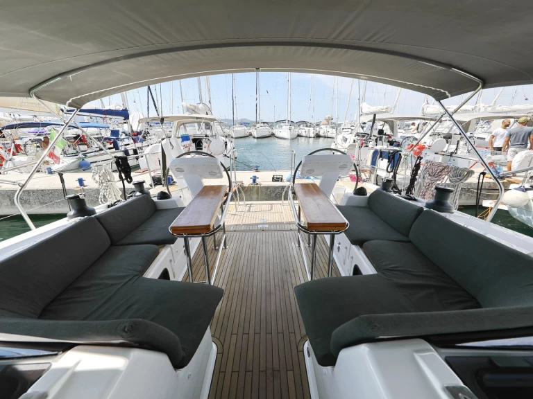 Velero para alquilar Biograd na Moru al mejor precio