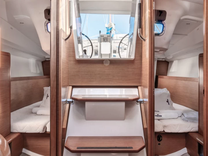 Jeanneau Sun Odyssey 349 de alquiler a Gouviá