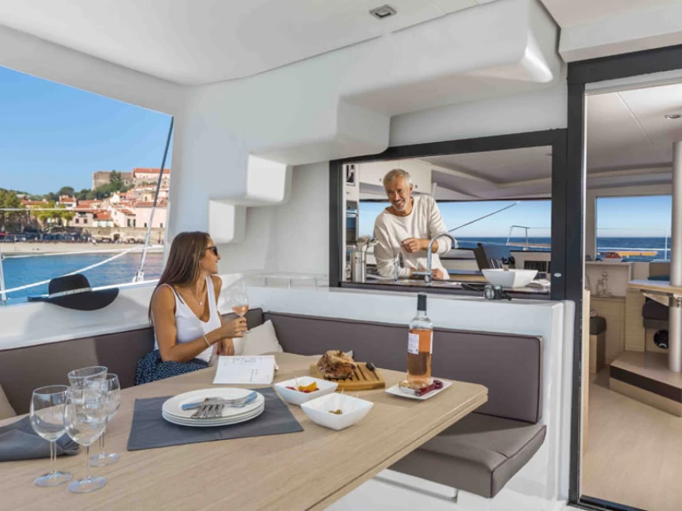 Alquiler de Catamarán, con o sin patrón Bali Mai Khao