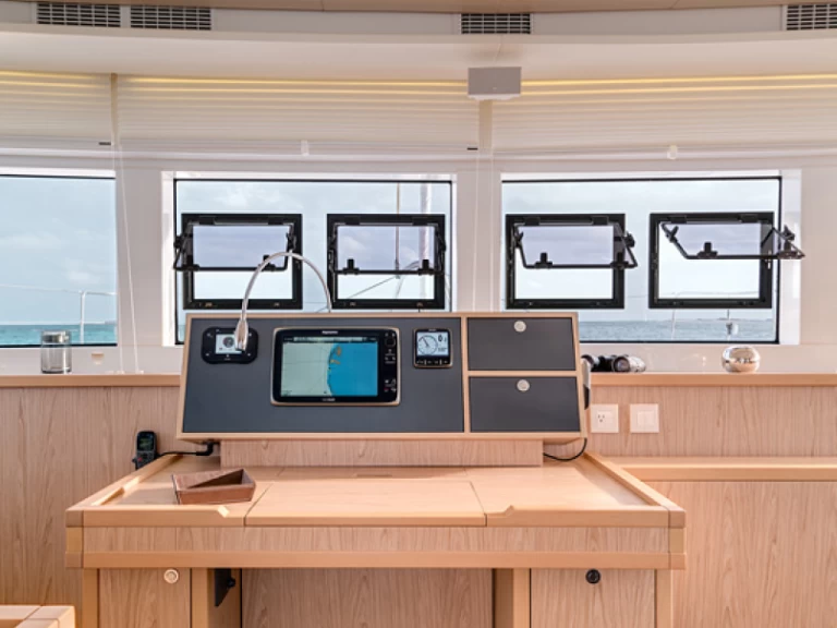 Alquiler de embarcaciones Lagoon Lagoon 52 F enÁlimos en Samboat