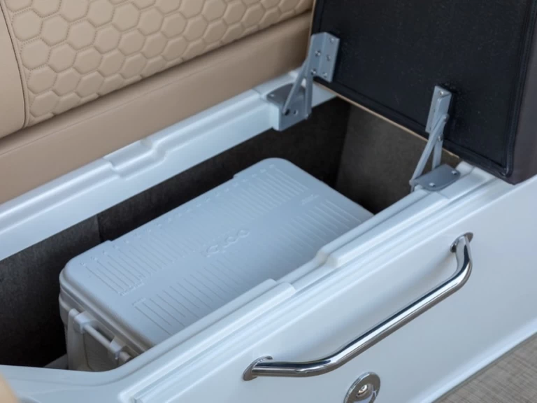 Alquiler Tribunj - Sea Ray Sea Ray SDX 270 en SamBoat