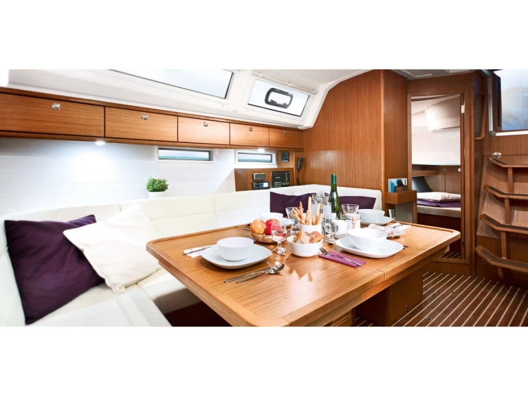 Alquiler de Velero, con o sin patrón Bavaria Kaštela