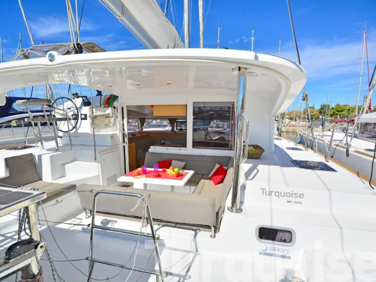 Alquiler de Lagoon Lagoon 400 S2 en Lávrio