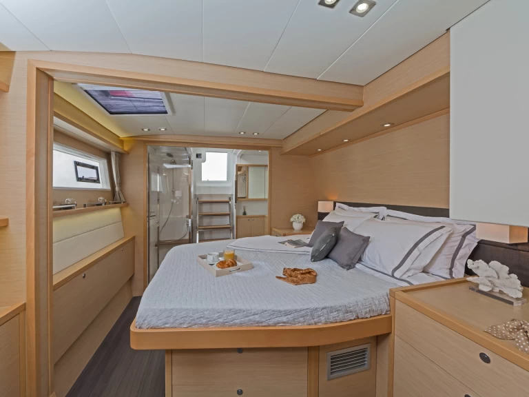 Alquiler de embarcaciones Lagoon Lagoon 560 enÁlimos en Samboat