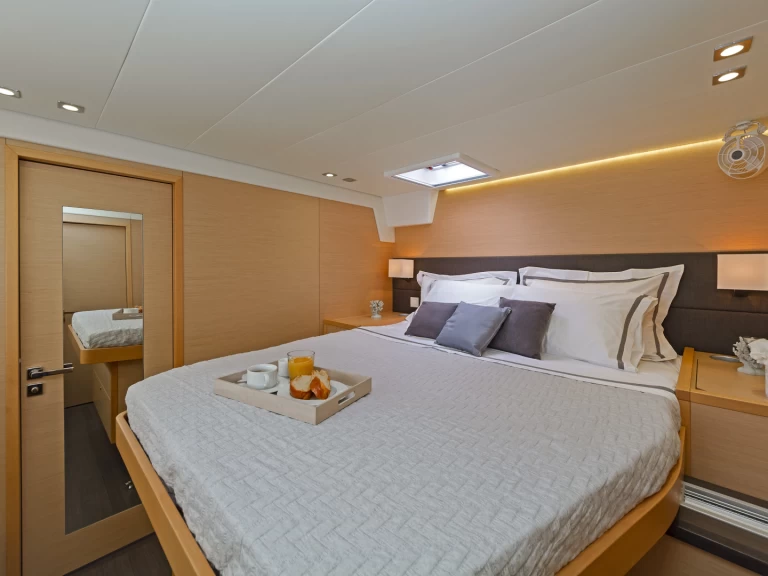 Lagoon Lagoon 560 de alquiler a Álimos