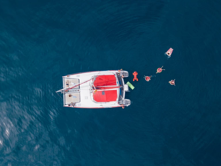 Alquiler de barcos Marina Vela barato de 36 