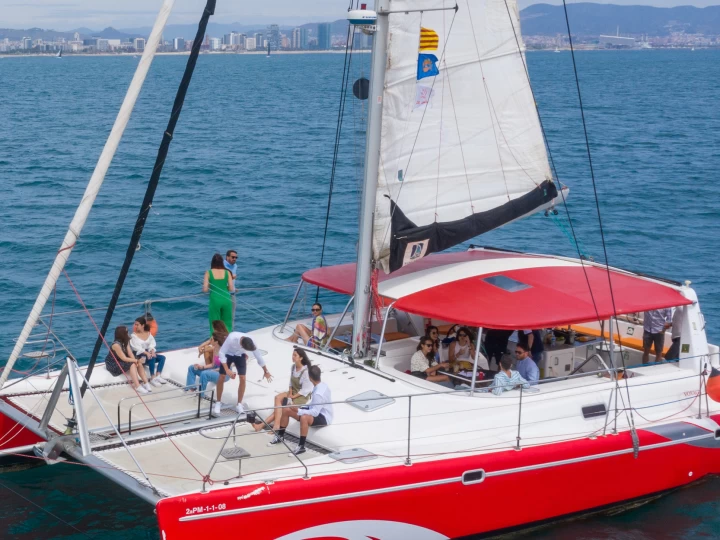 Alquiler de embarcaciones Ocean Voyager 36  enMarina Vela en Samboat