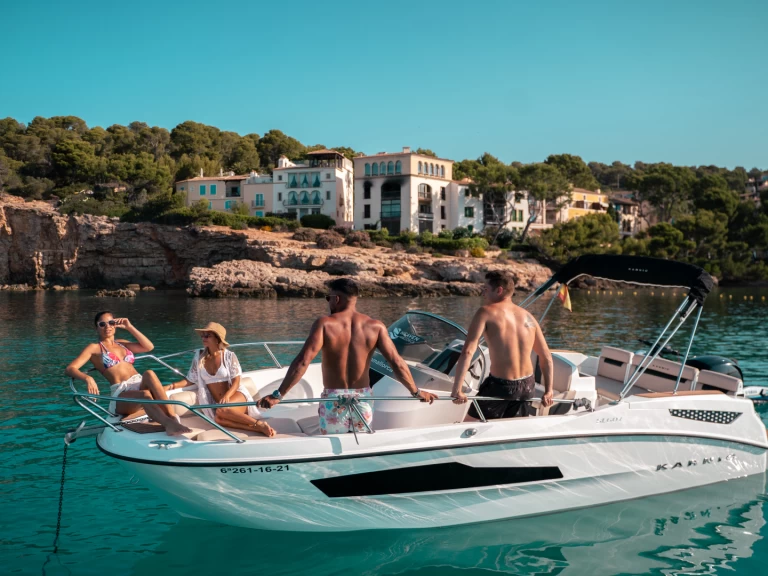 Alquiler Lancha Karnic con o sin  título de navegación