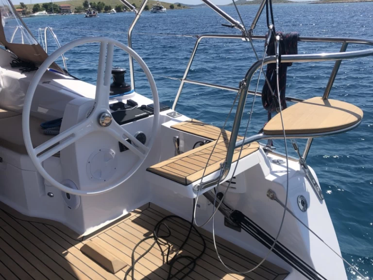 Alquiler de barcos Primošten barato de Impression 40