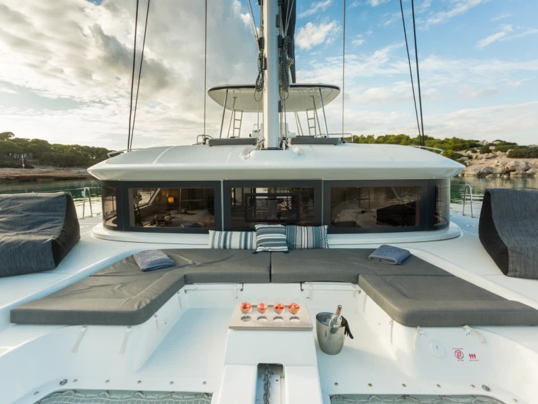 Alquiler Catamarán Lagoon con o sin  título de navegación