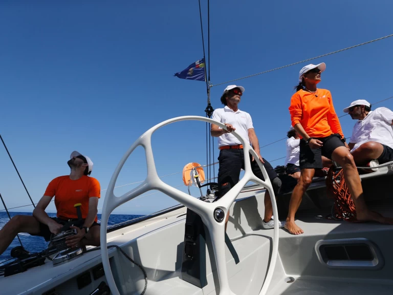 Alquiler Velero Imoca 60 con o sin  título de navegación