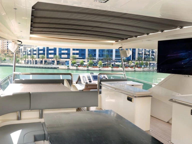 Galeon Galeon 260 de alquiler a Dubai Marina