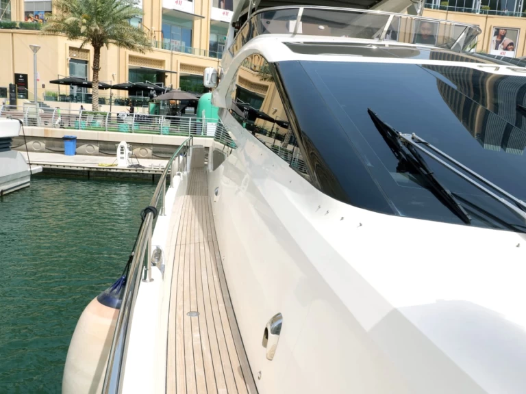Alquiler de Yate de lujo, con o sin patrón Galeon Dubai Marina
