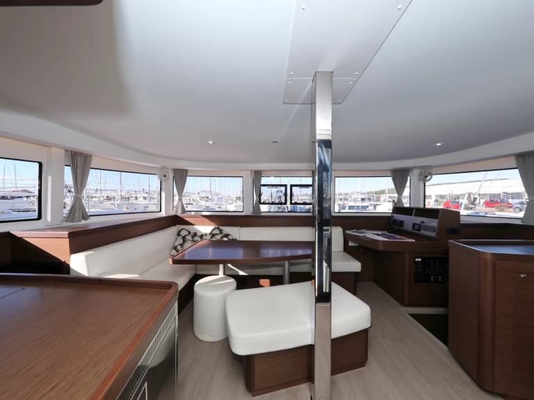 Alquiler Catamarán en Sukošan - Lagoon Lagoon 42