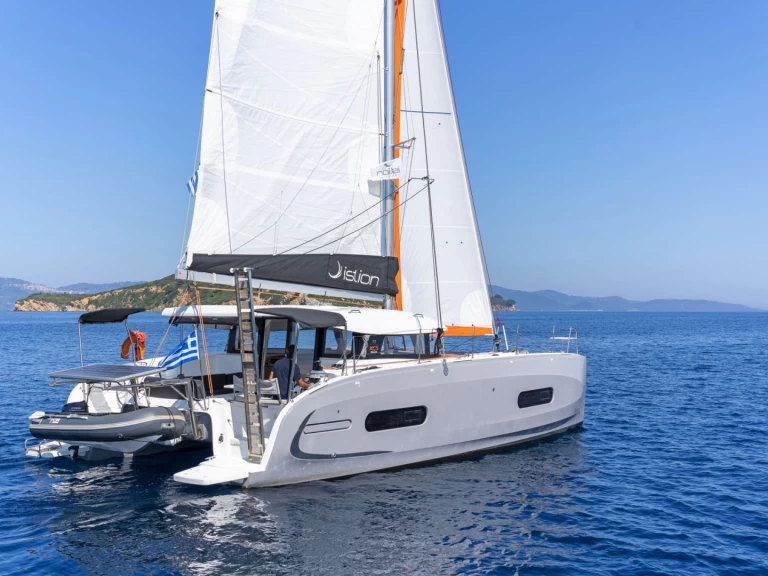 Catamarán para alquilar Lefkáda al mejor precio